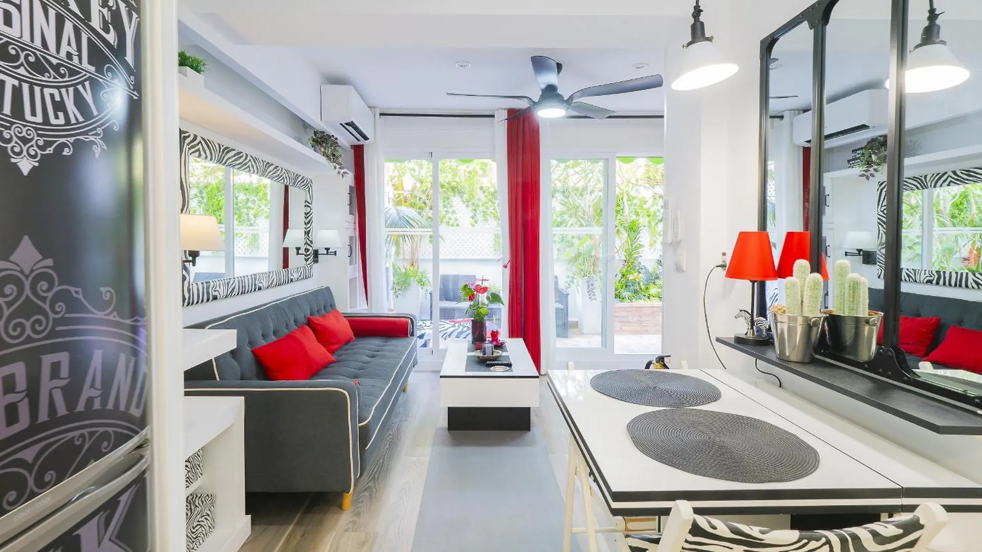 Cubo'S Poseidon Apartment 2 & Pool ベナルマデナ スペイン
